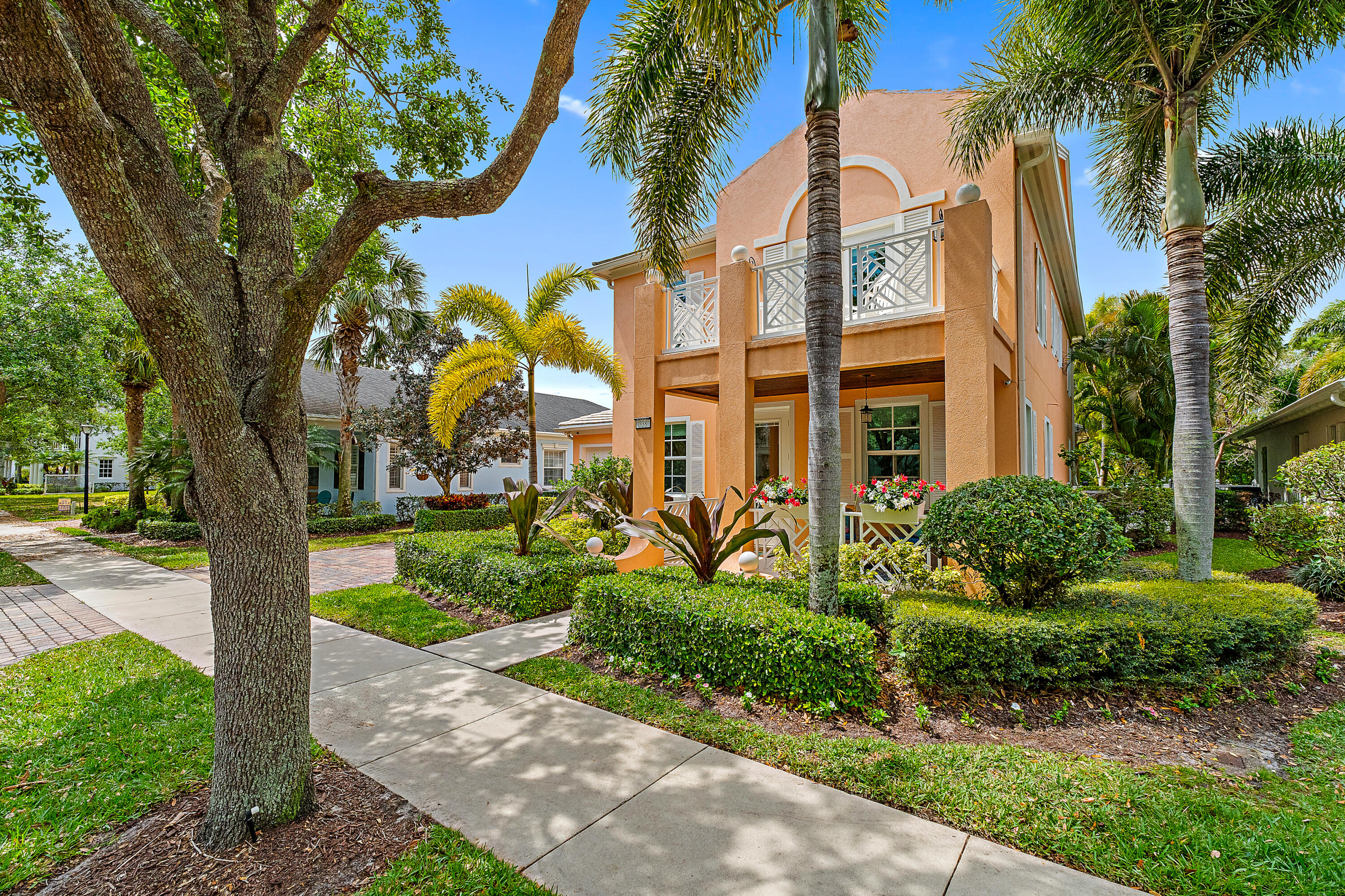 338 Caravelle Drive