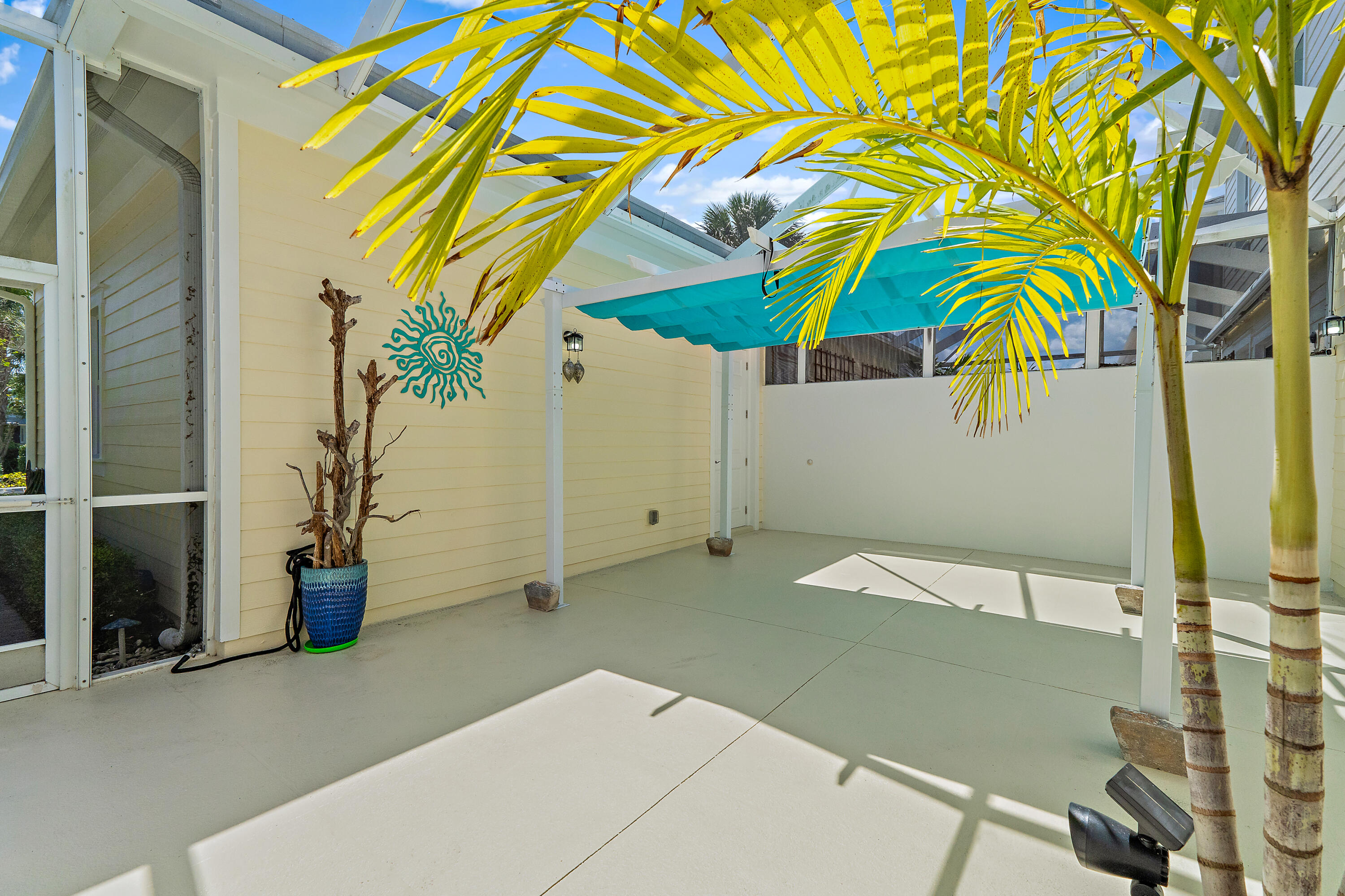 1302 Sunshine Drive