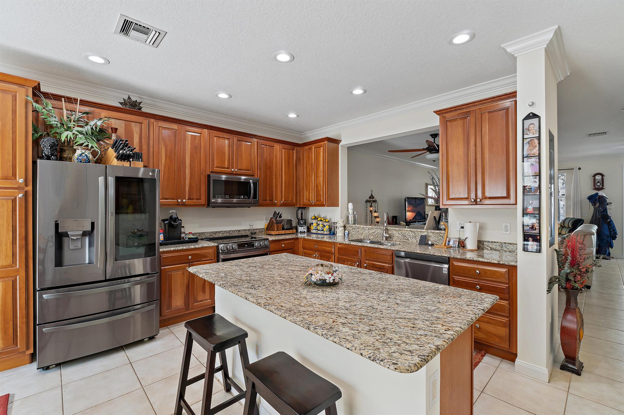 1302 Sunshine Drive