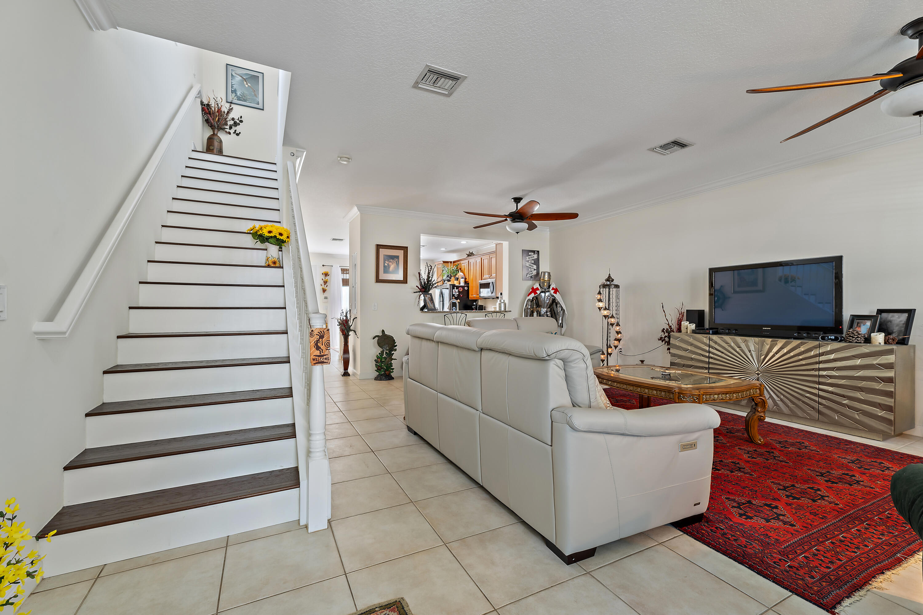 1302 Sunshine Drive