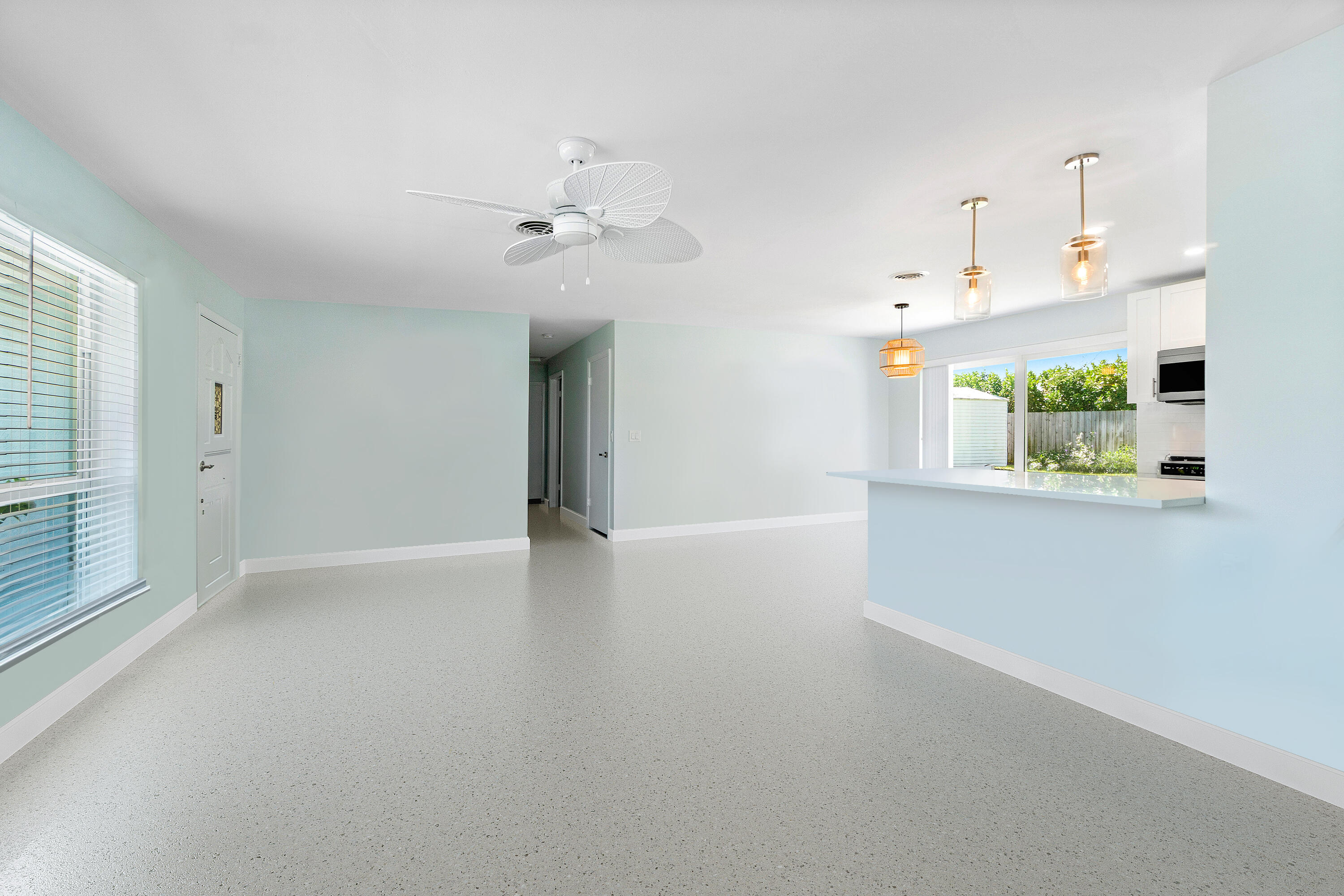 371 Saturn Avenue