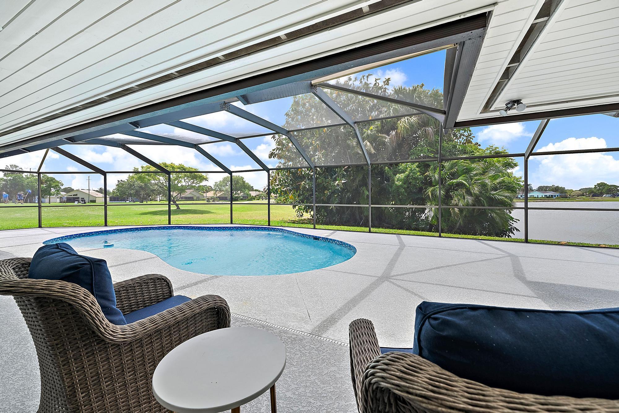 7160 SE Bunker Hill Court