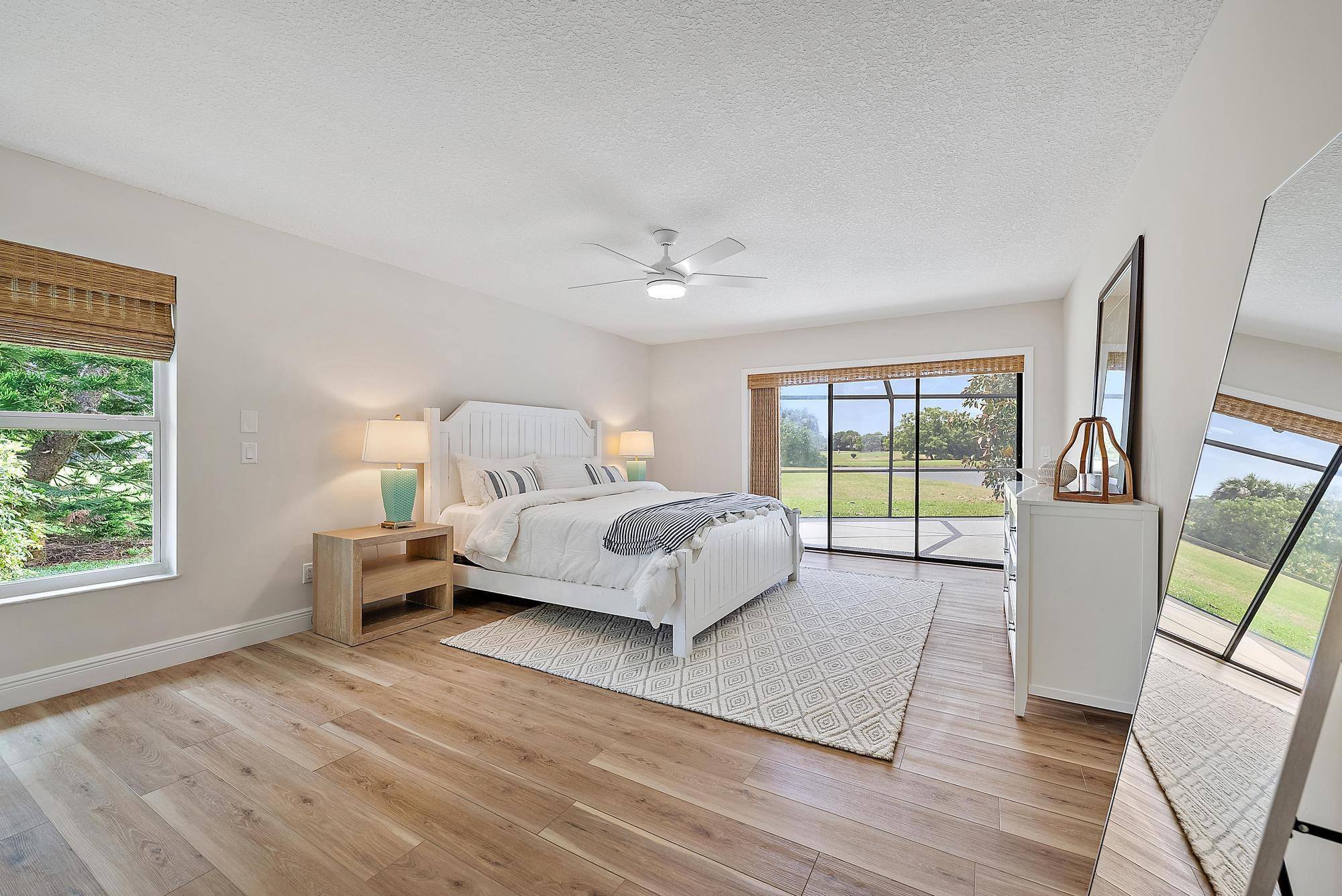 7160 SE Bunker Hill Court