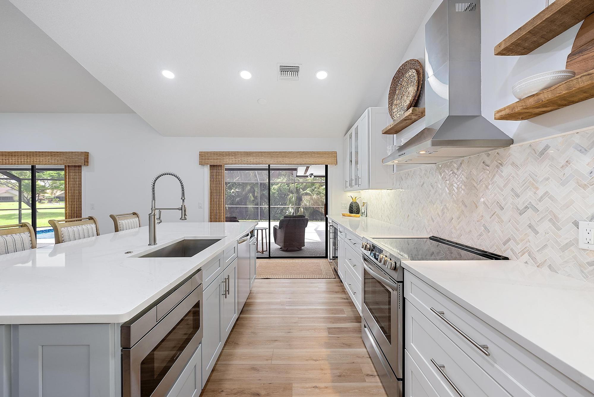 7160 SE Bunker Hill Court