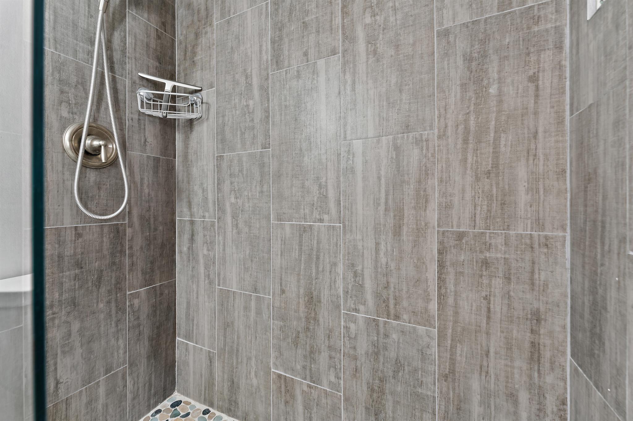 1605 S Us Highway 1 V1-104