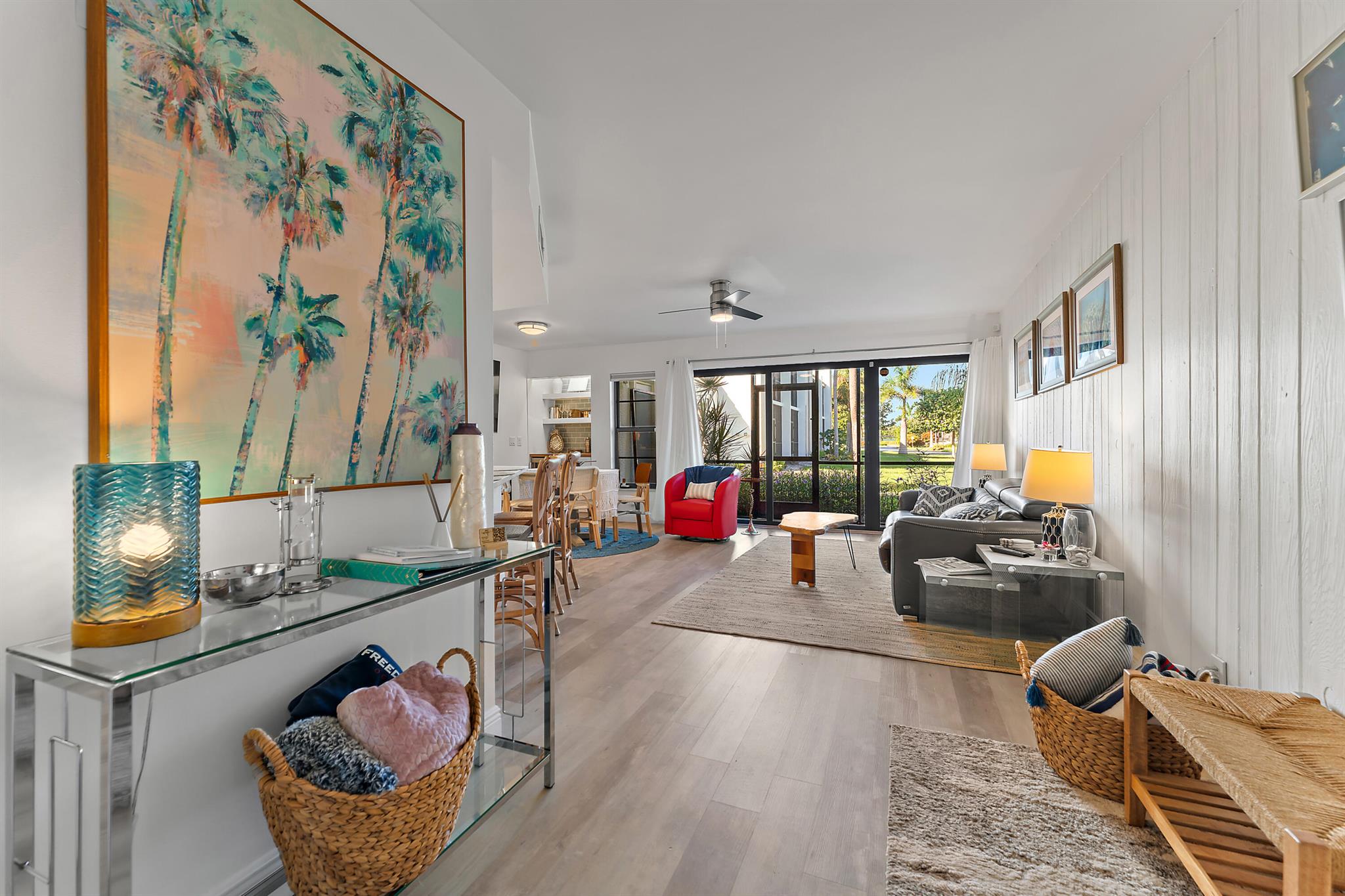 1605 S Us Highway 1 V1-104