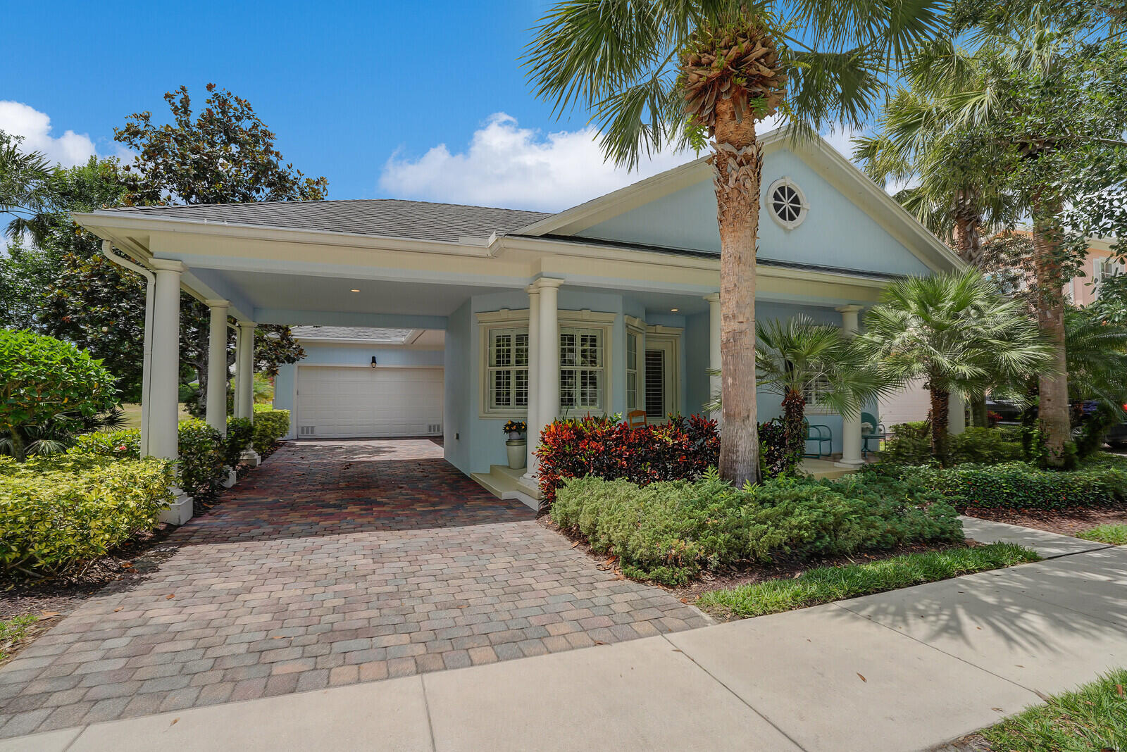 334 Caravelle Drive