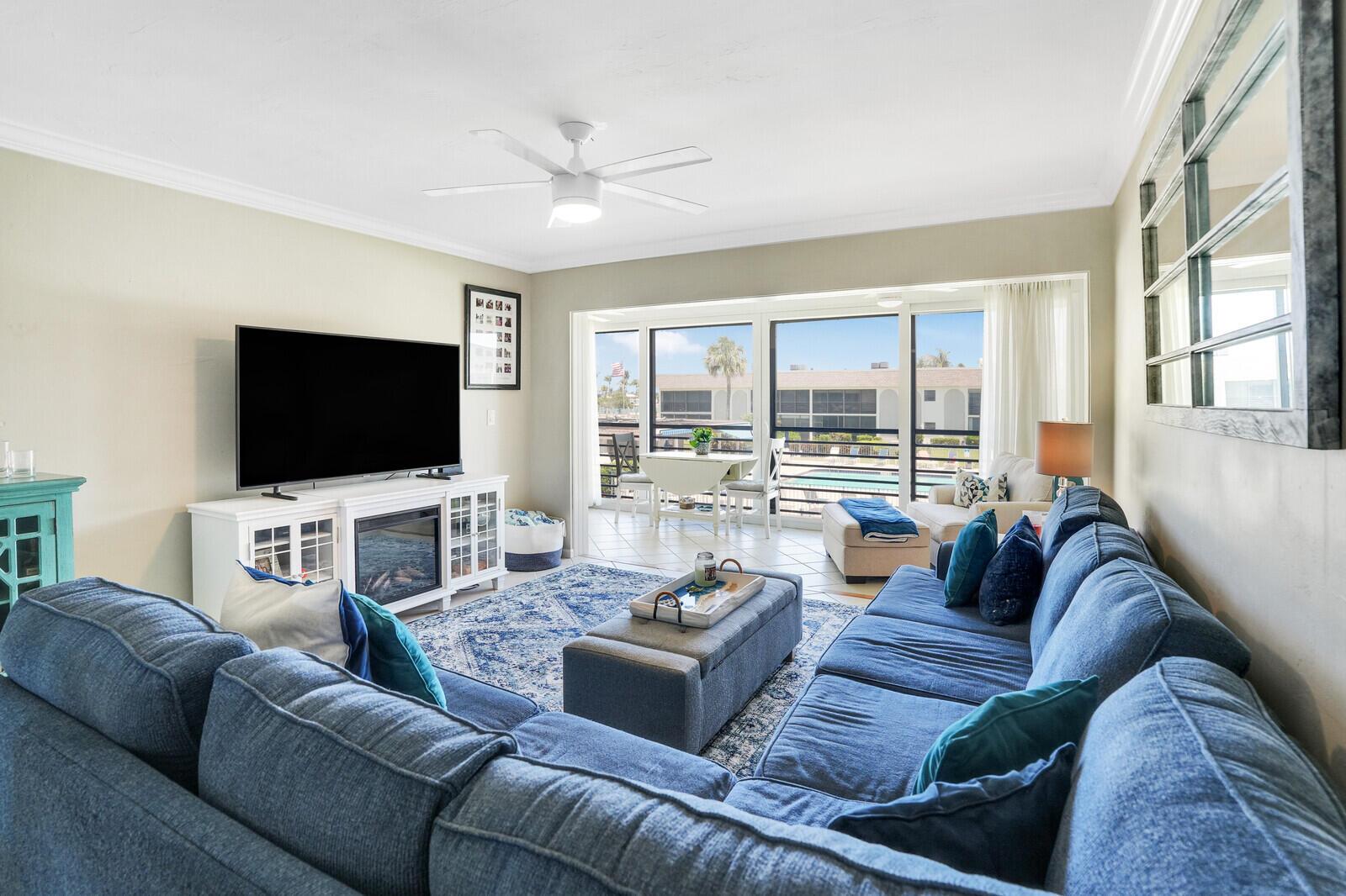 755 Saturn Street C203