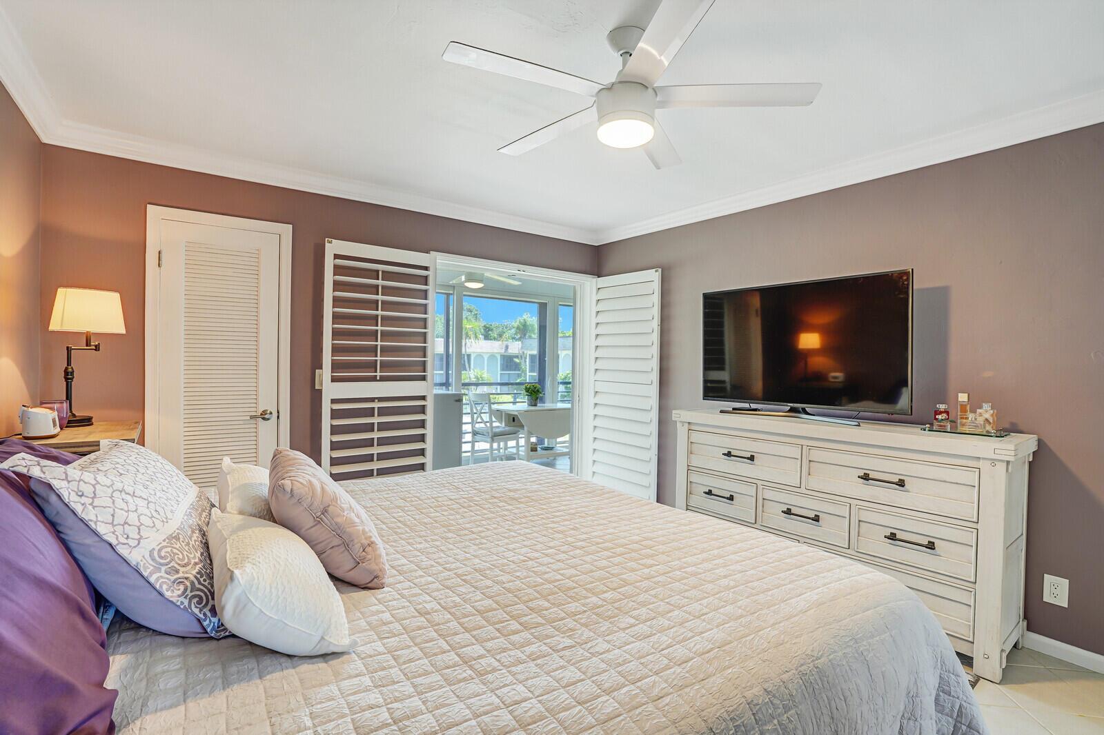 755 Saturn Street C203