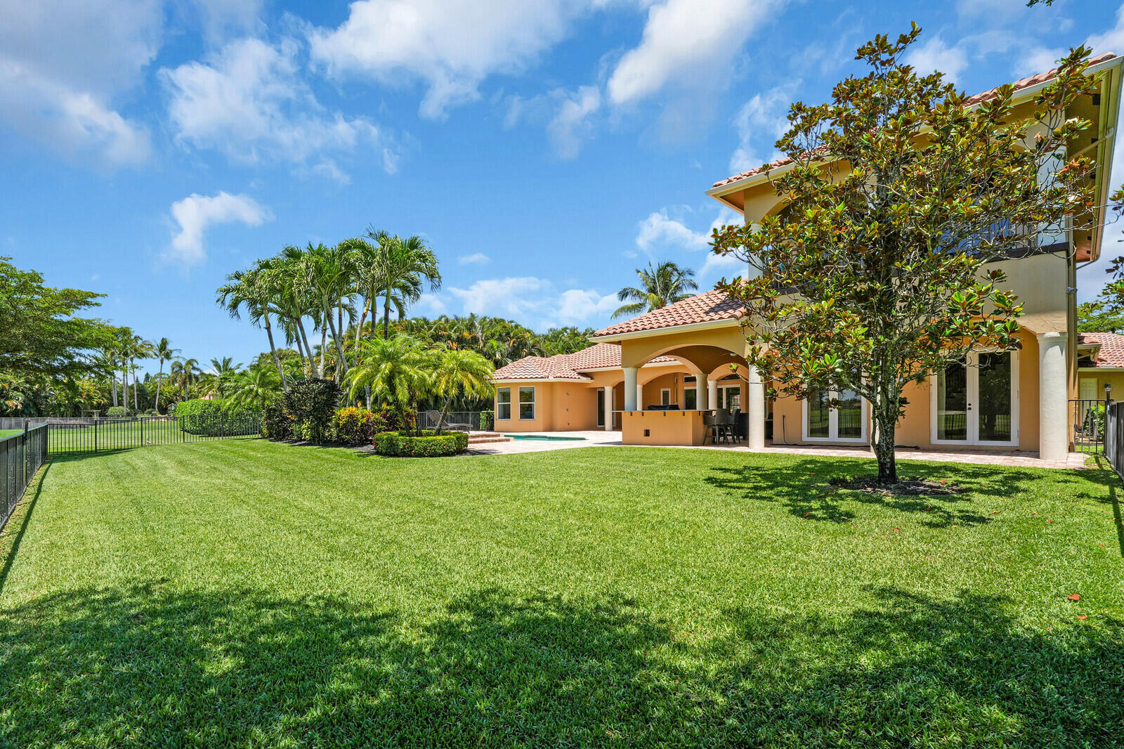 8380 Woodsmuir Drive