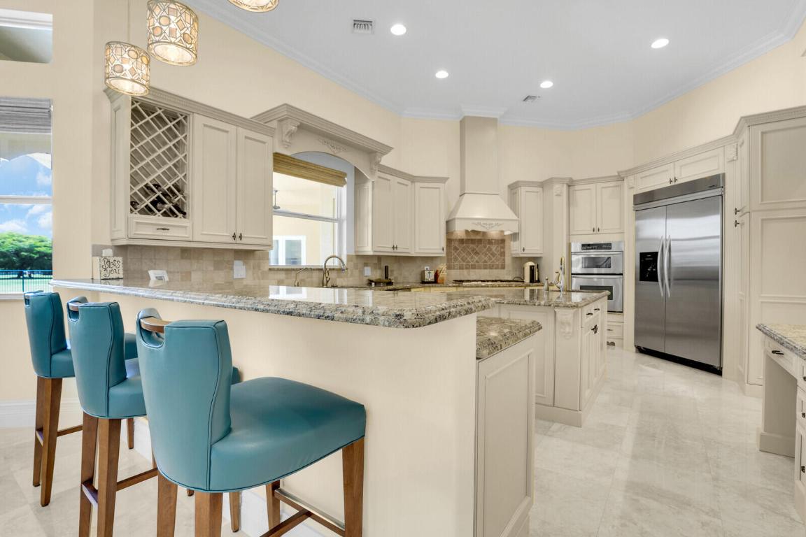 8380 Woodsmuir Drive