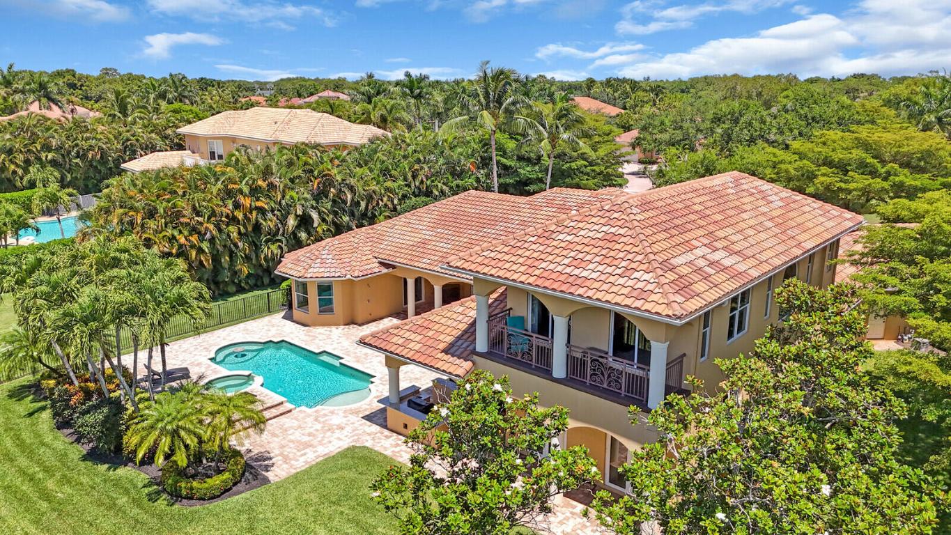 8380 Woodsmuir Drive