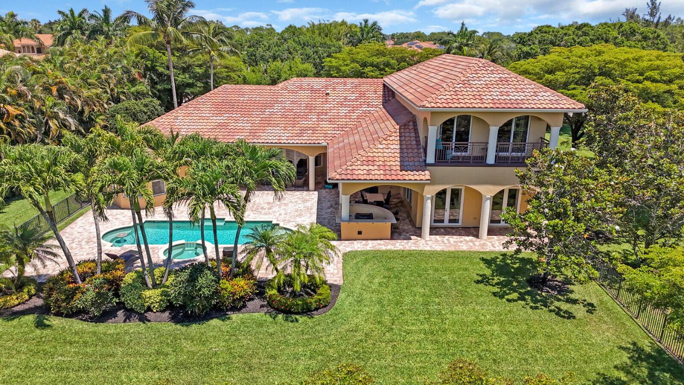 8380 Woodsmuir Drive