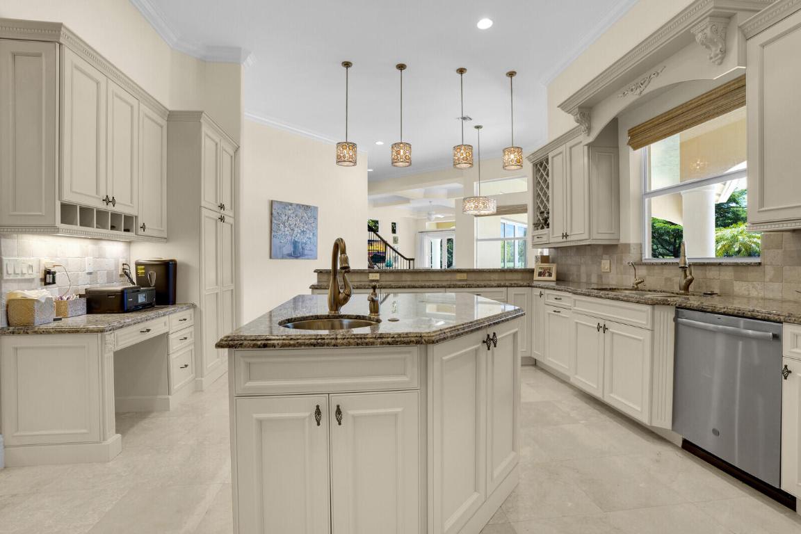 8380 Woodsmuir Drive