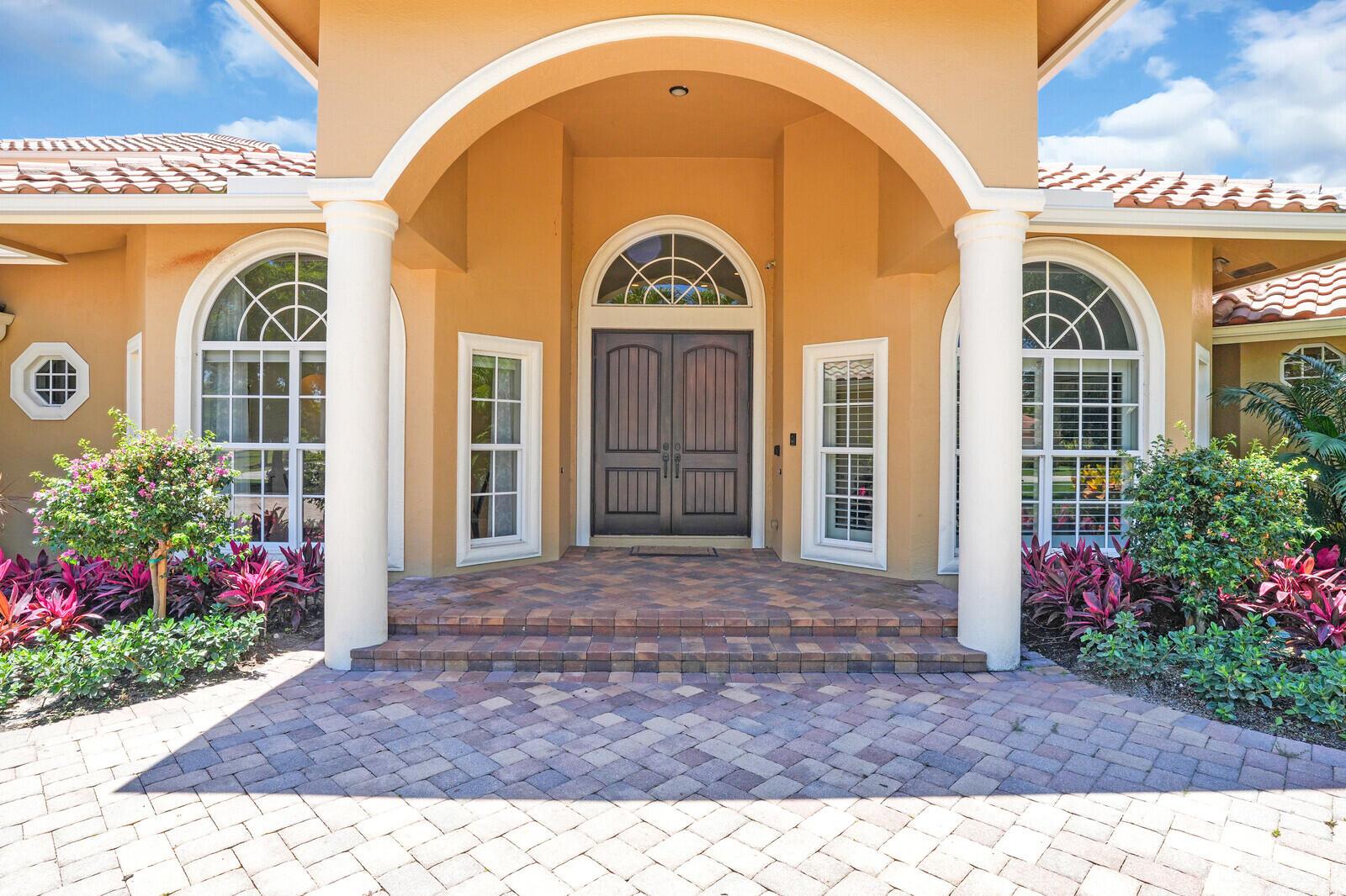 8380 Woodsmuir Drive