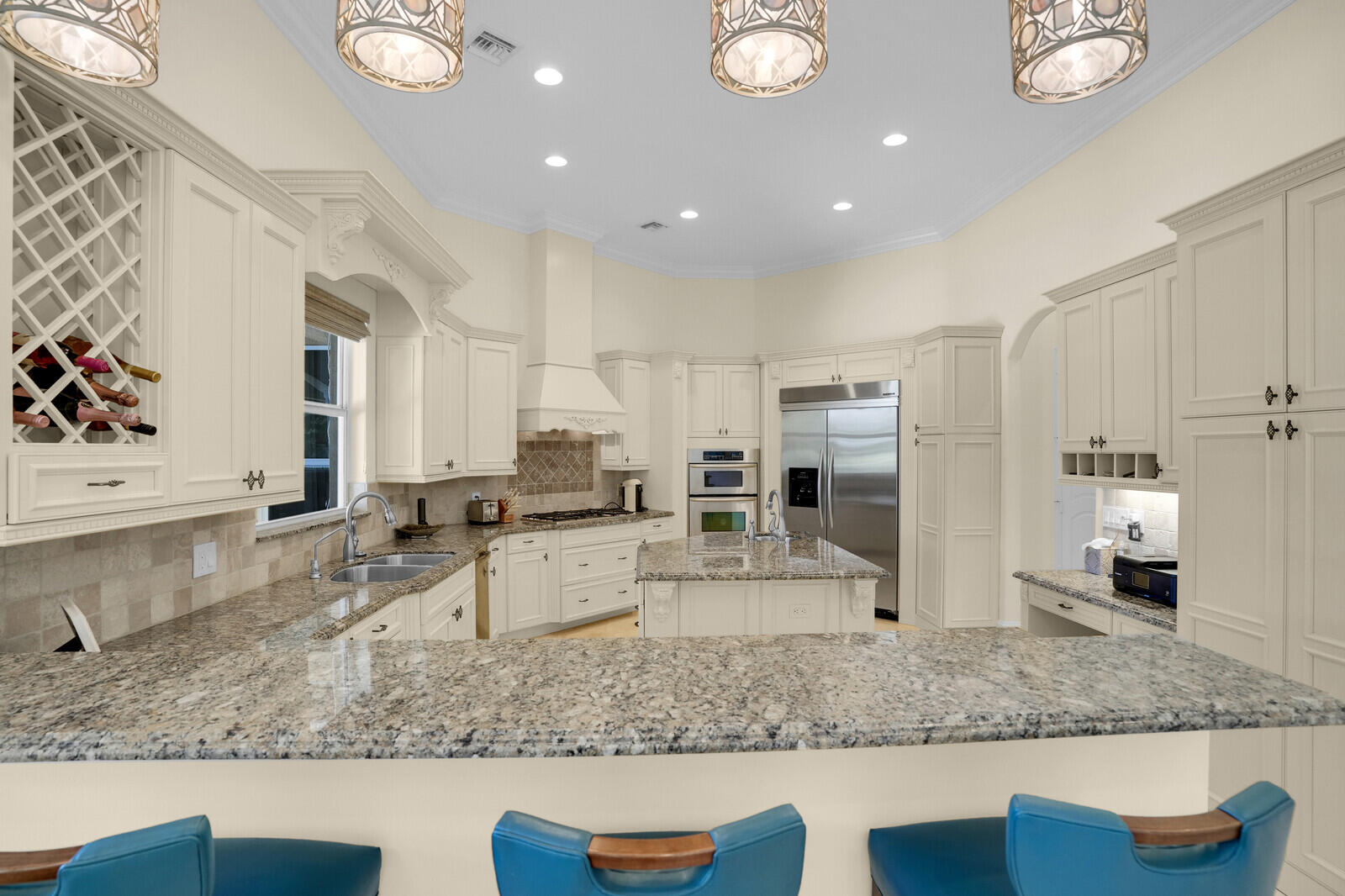 8380 Woodsmuir Drive