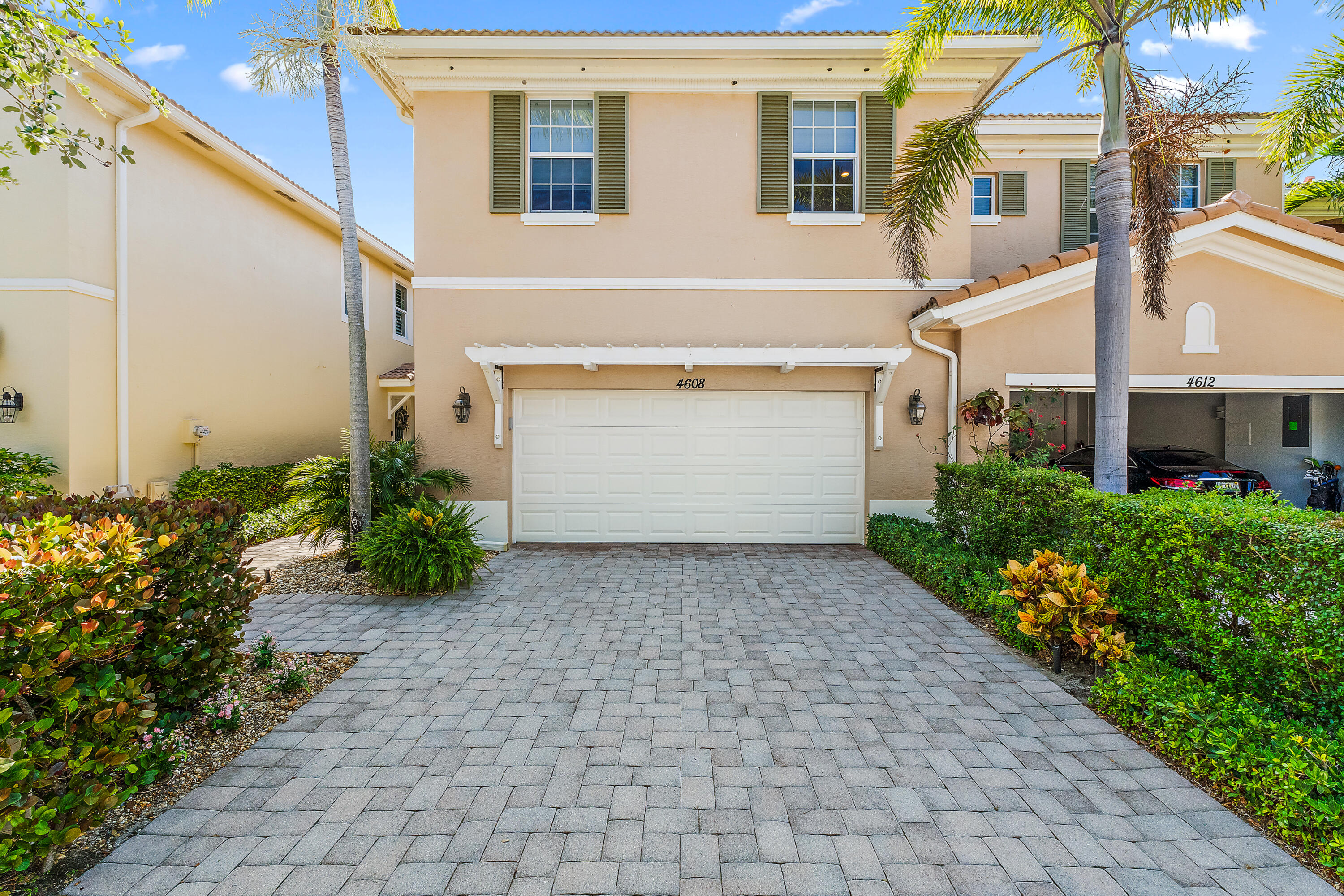 4608 Cadiz Circle