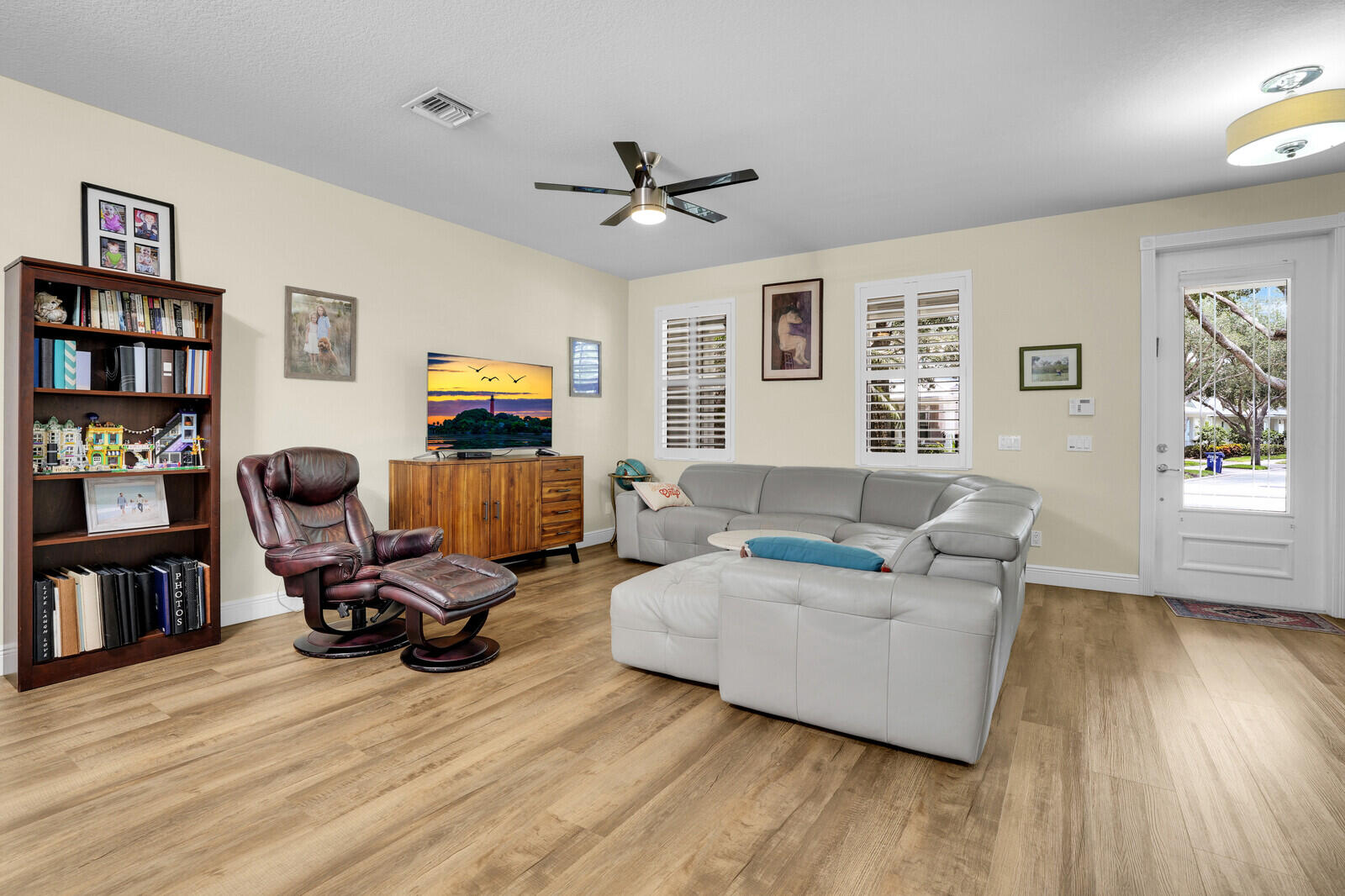 1466 Sunshine Drive