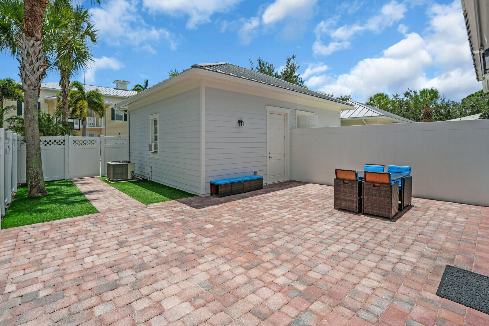 1466 Sunshine Drive