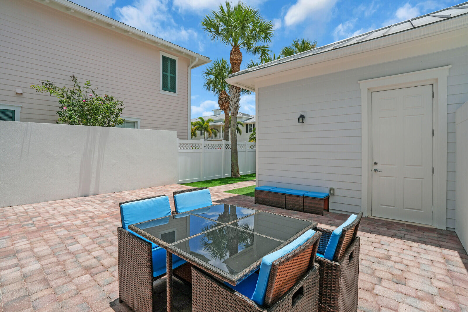 1466 Sunshine Drive