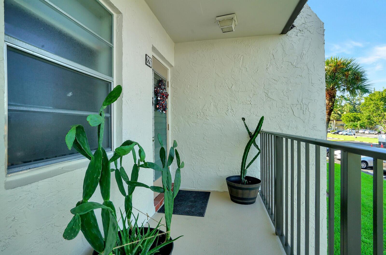 130 Lake Meryl Drive 226