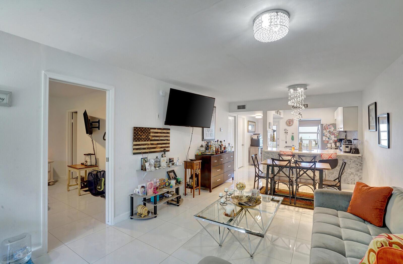 130 Lake Meryl Drive 226