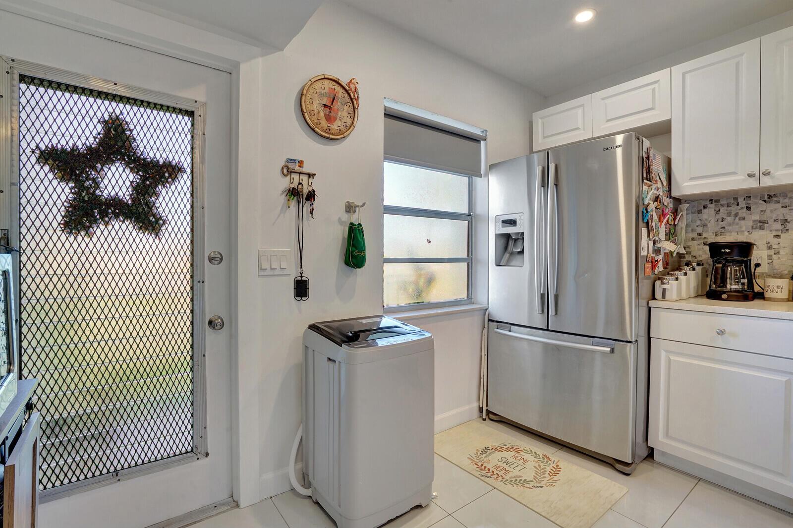 130 Lake Meryl Drive 226