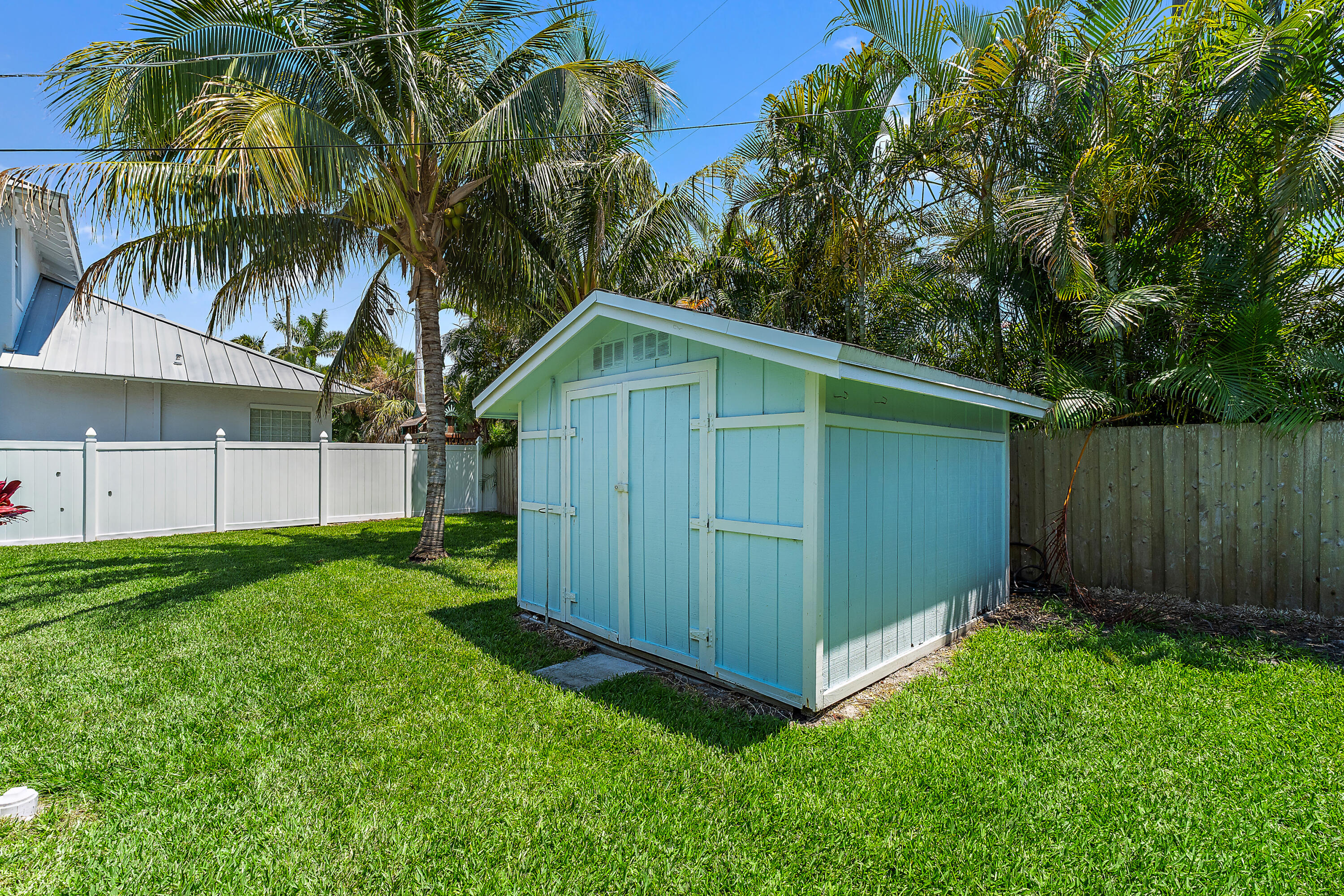 3414 Harbor Road S