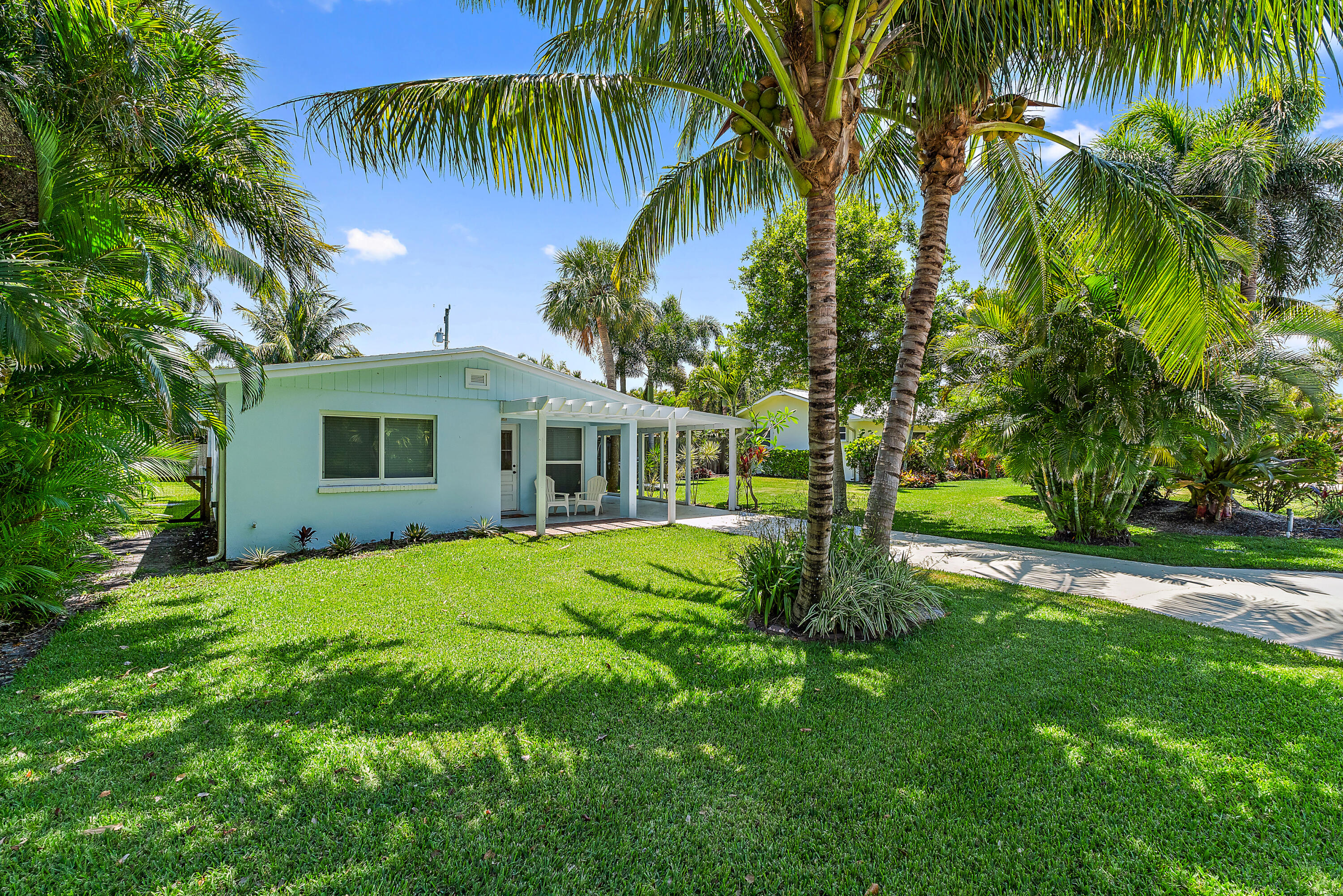 3414 Harbor Road S