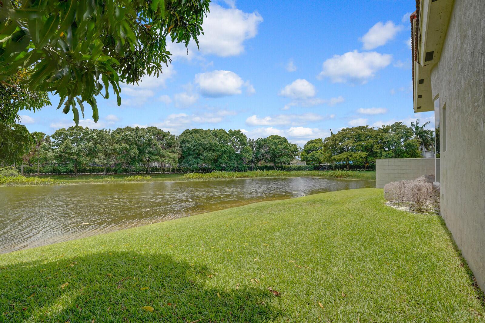 6468 Polo Pointe Way