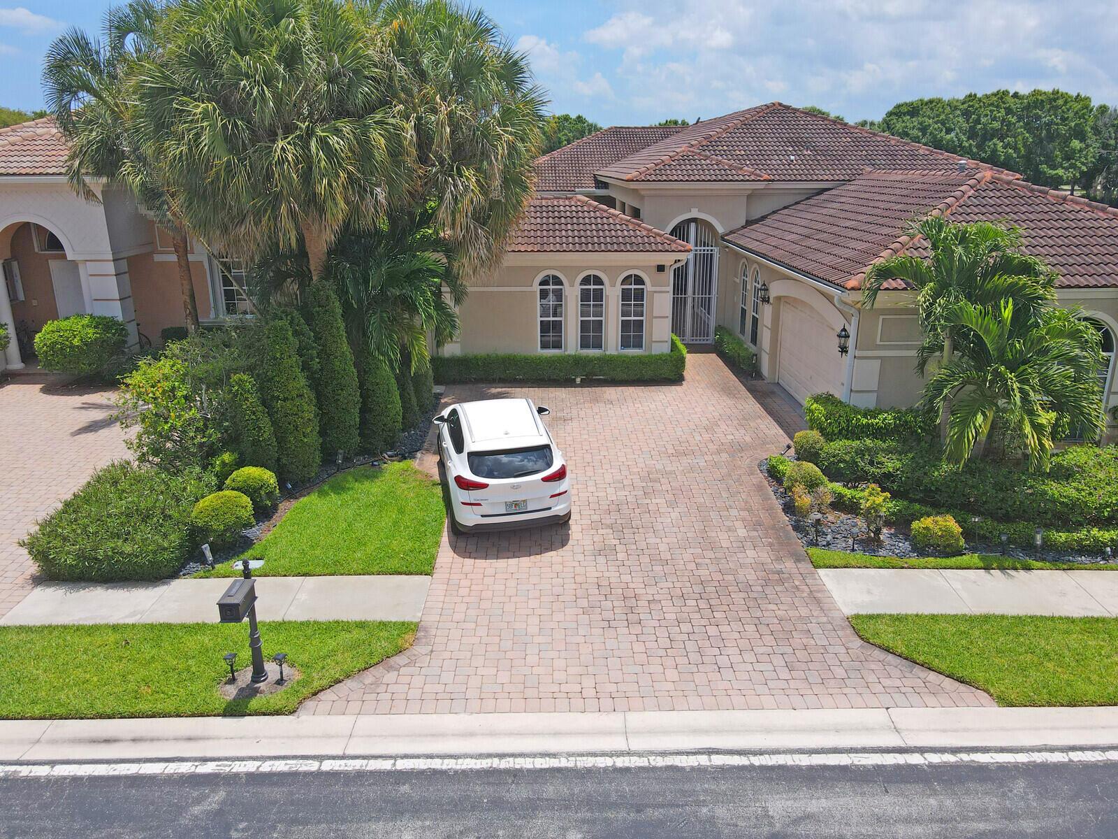 6468 Polo Pointe Way