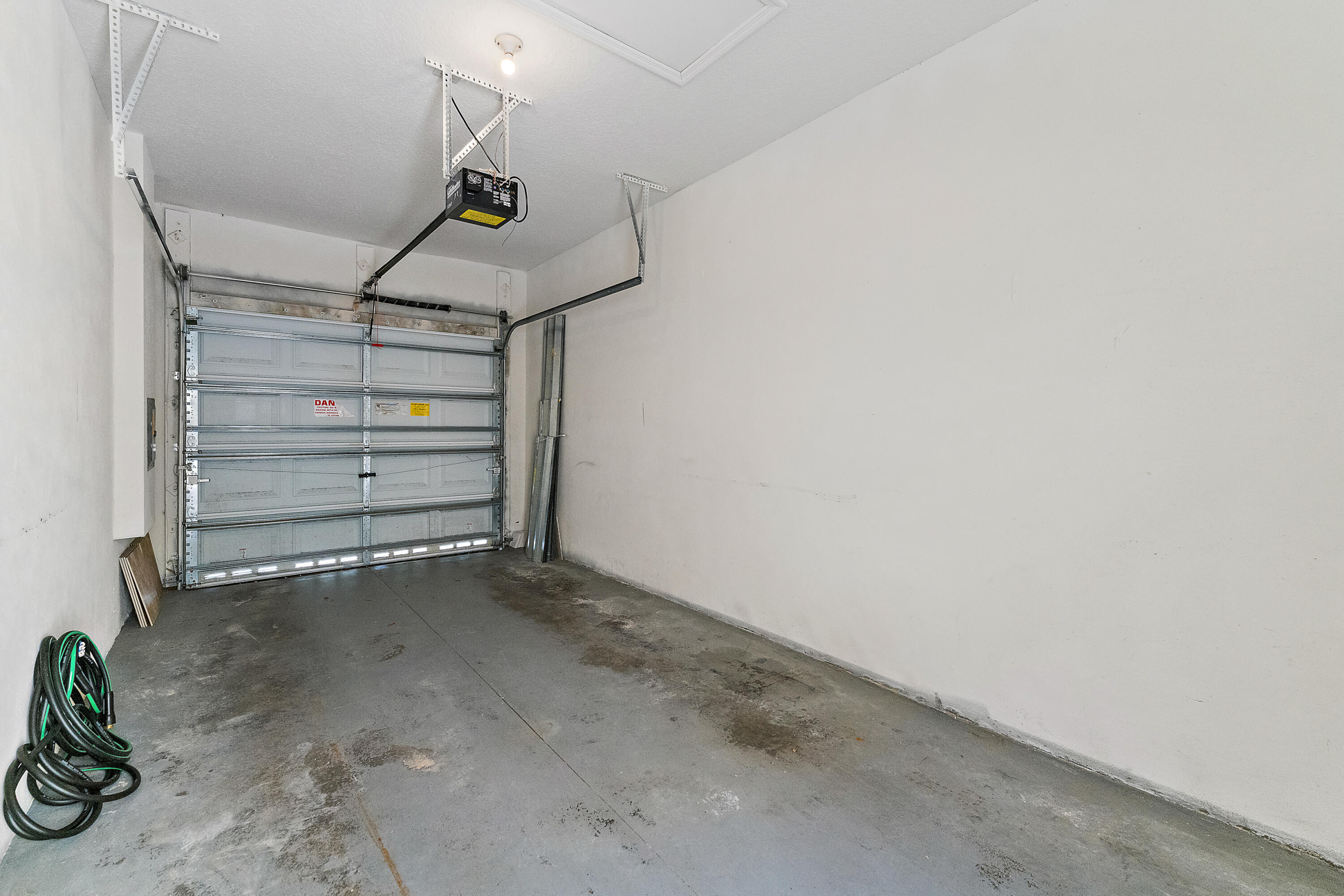 128 W Thatch Palm Circle