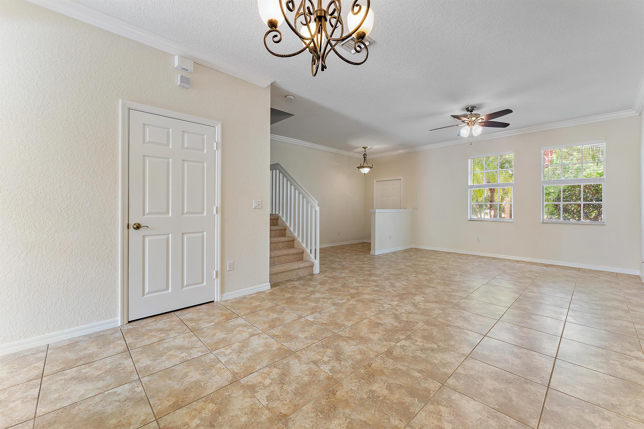 128 W Thatch Palm Circle
