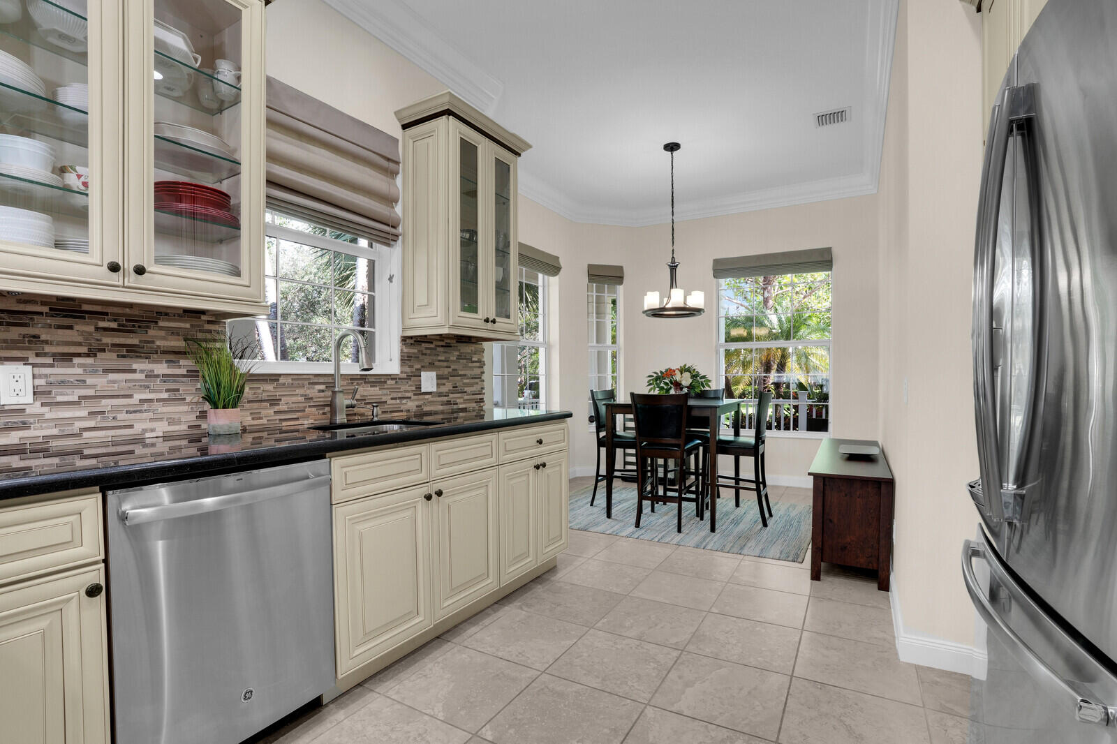 119 Bellefontaine Lane