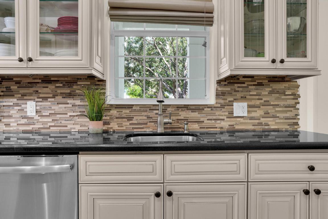 119 Bellefontaine Lane