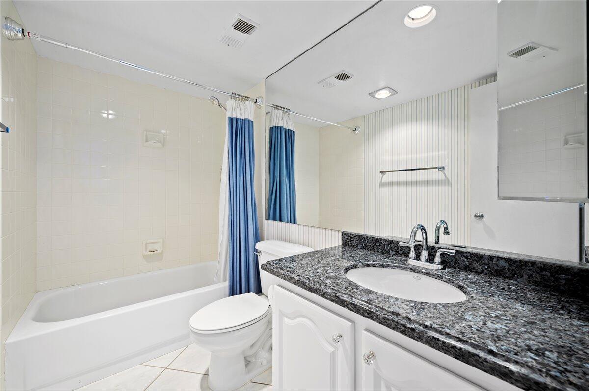 100 Ocean Trail Way 1403