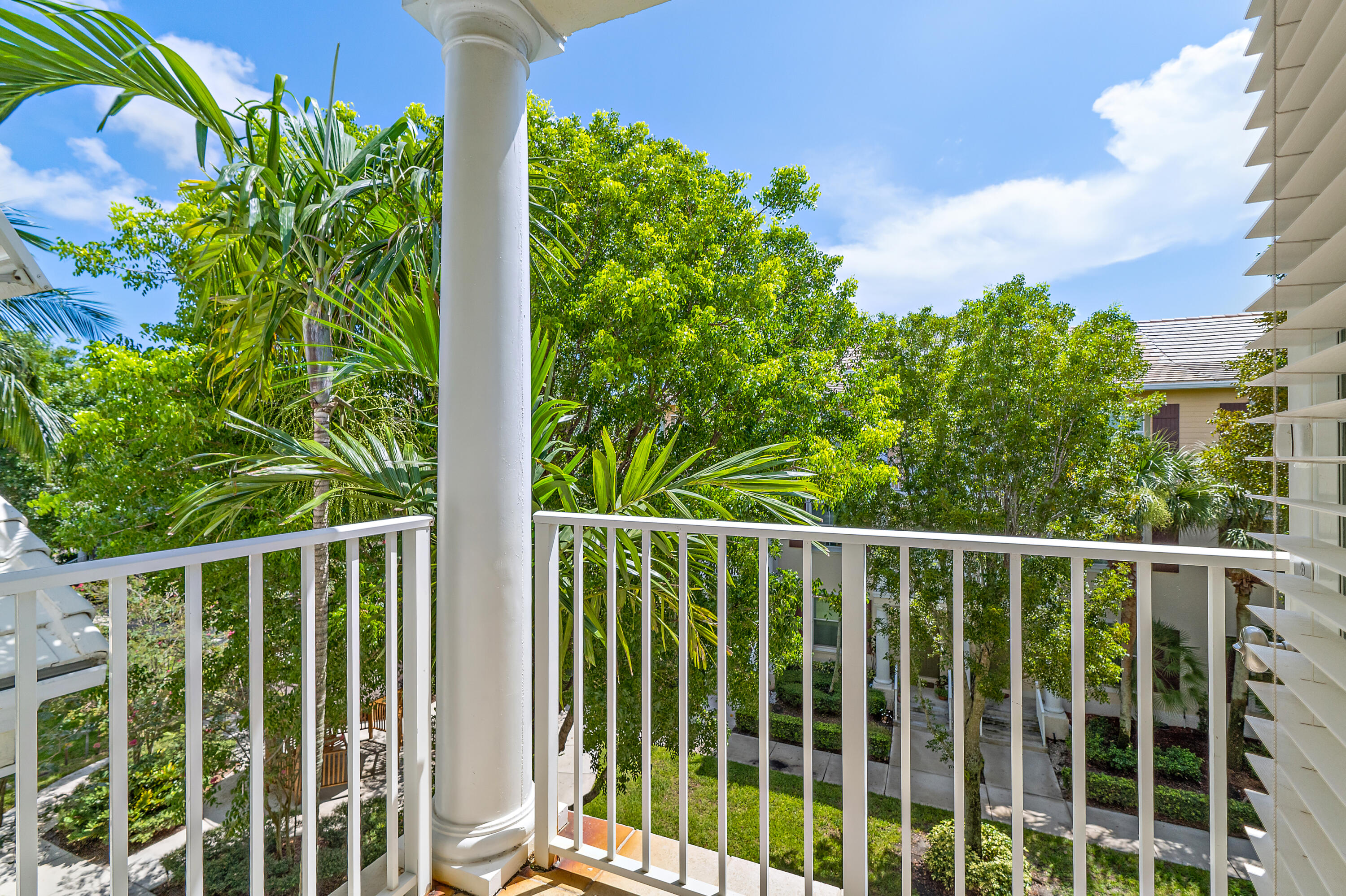 4329 Savannah Bay Place