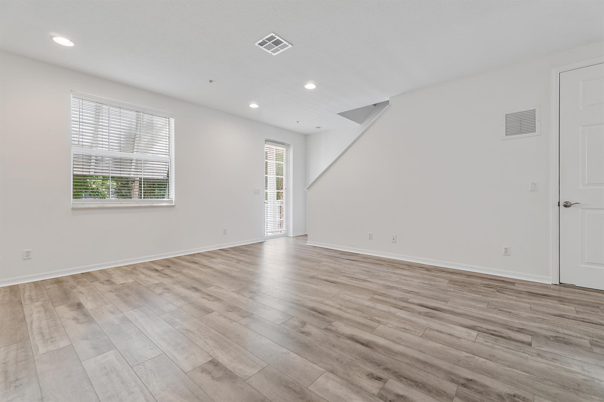 4329 Savannah Bay Place