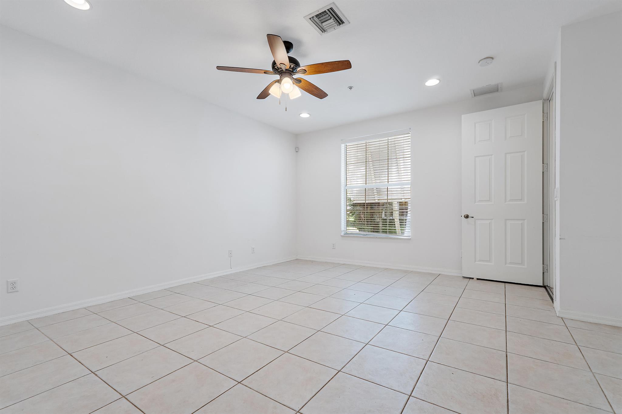 4329 Savannah Bay Place