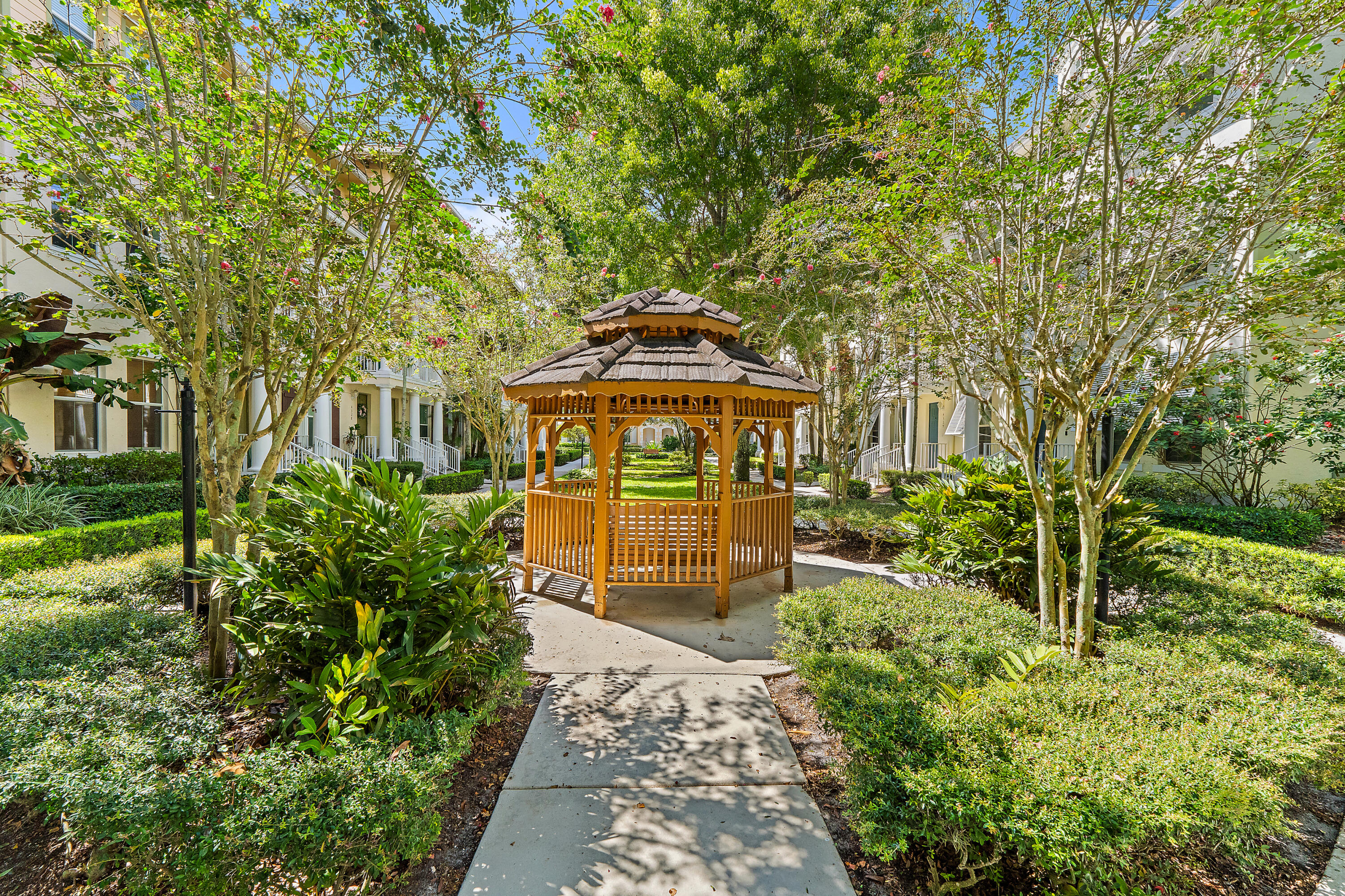 4329 Savannah Bay Place