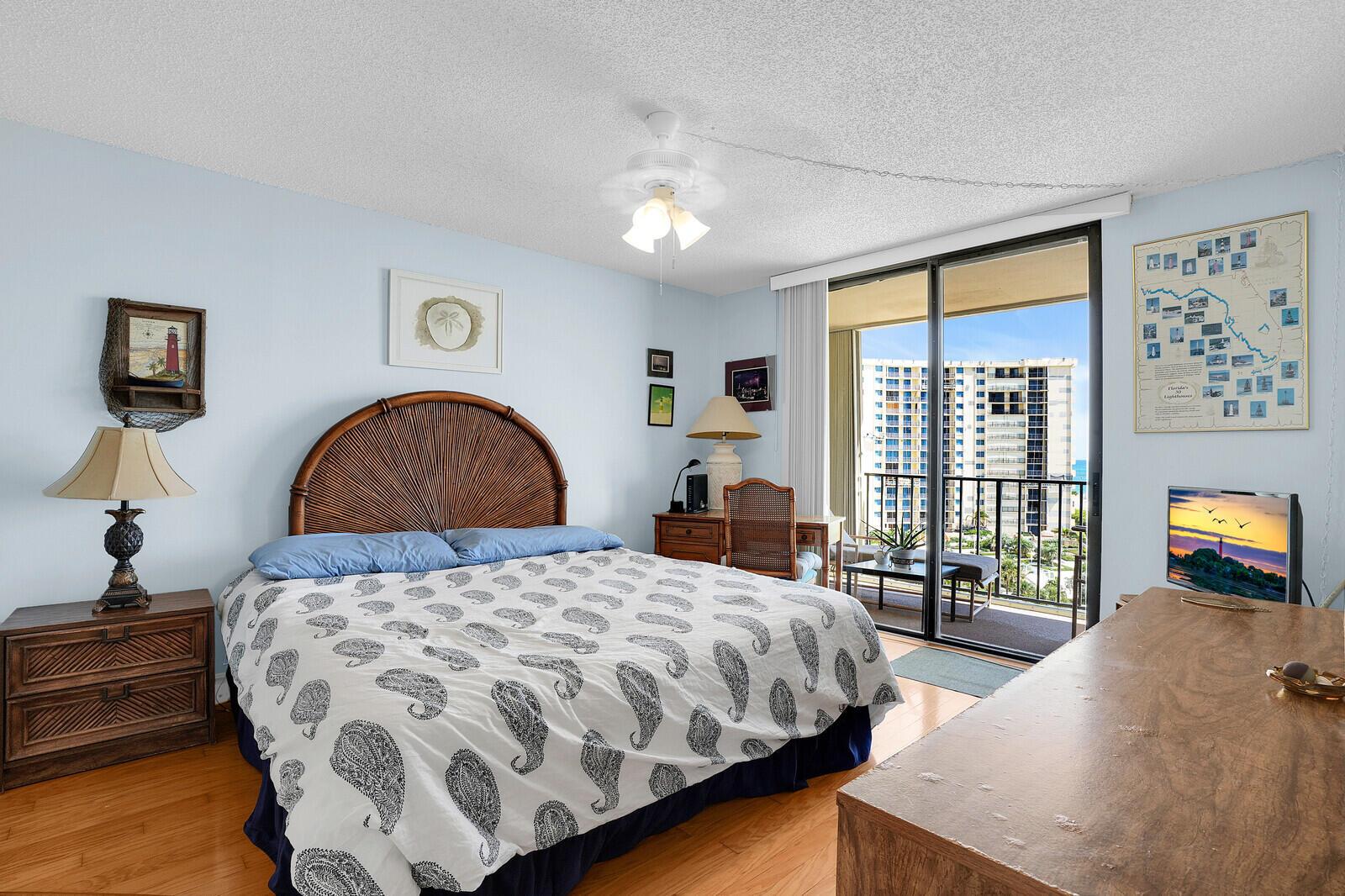 100 Ocean Trail Way 703