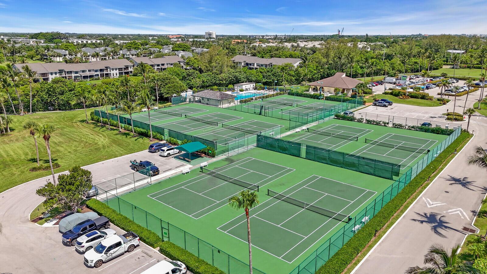 100 Ocean Trail Way 703