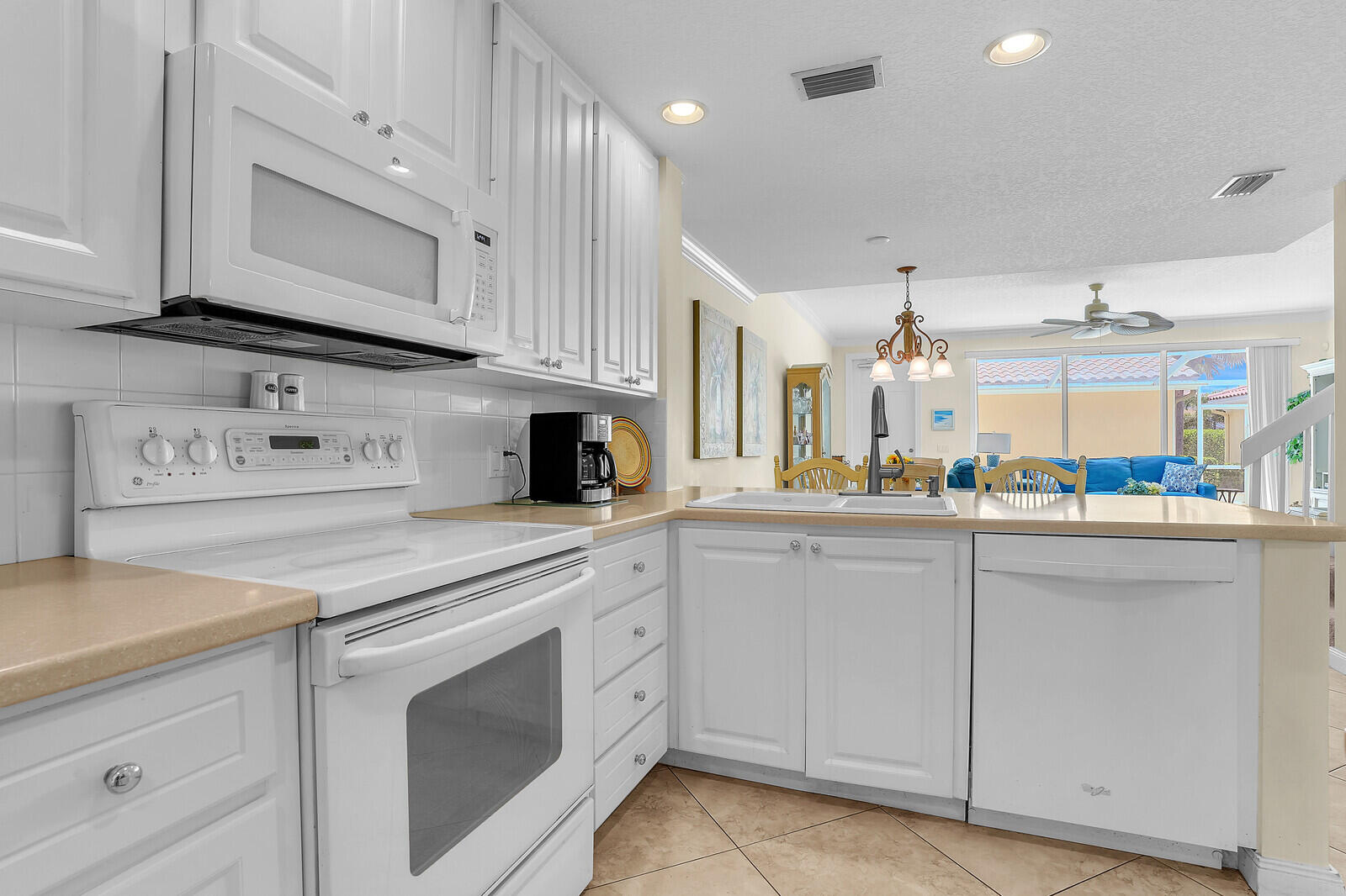1609 Jeaga Drive