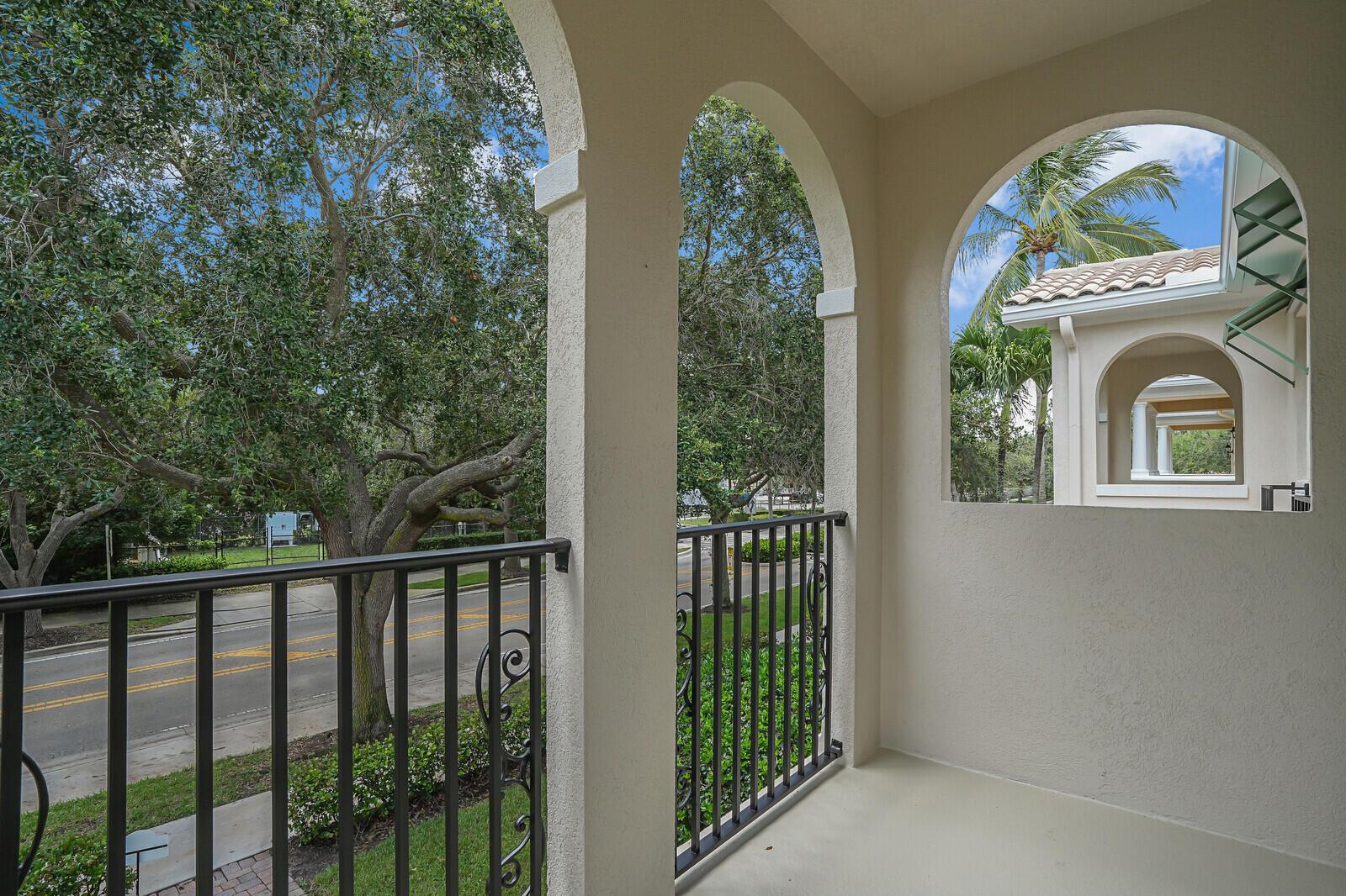 1609 Jeaga Drive