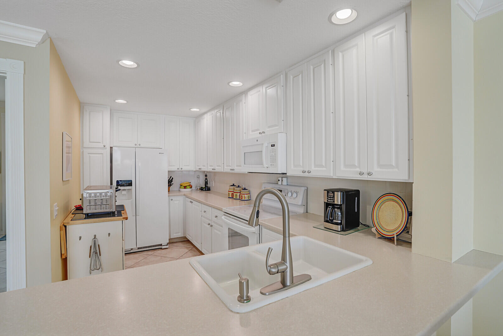 1609 Jeaga Drive