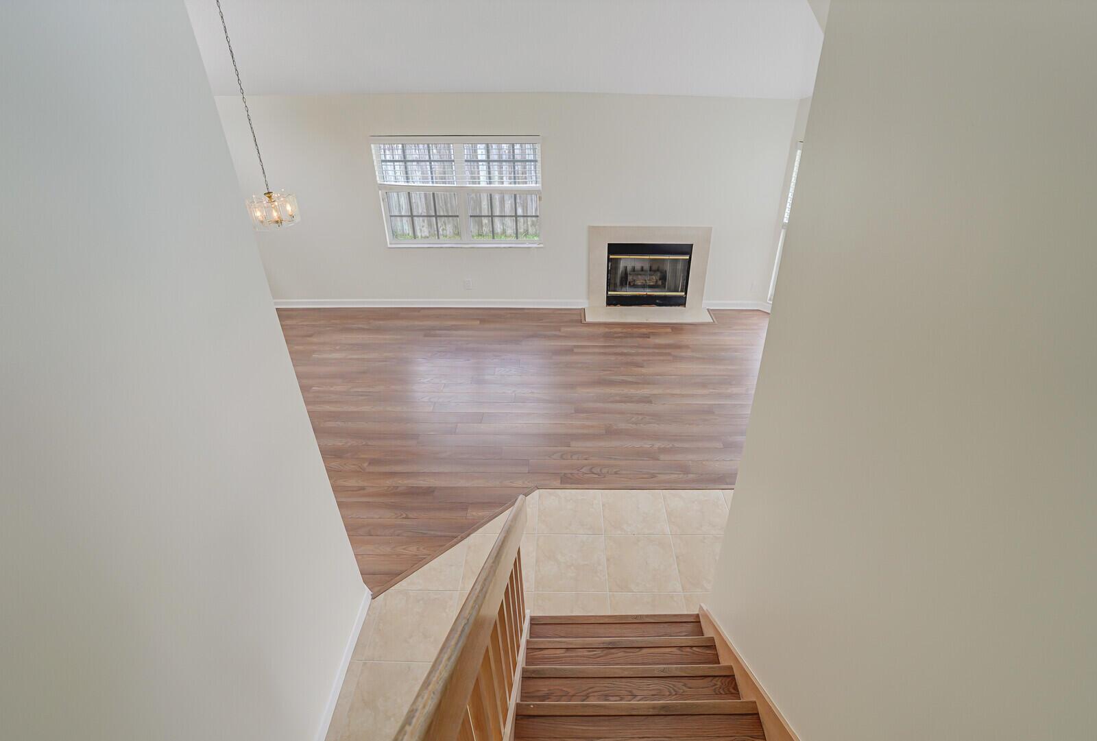6467 Foster Street