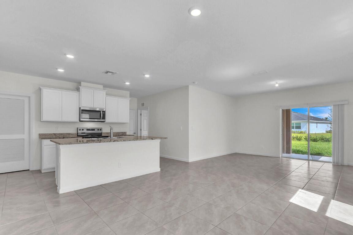 12335 SW Nettuno Way