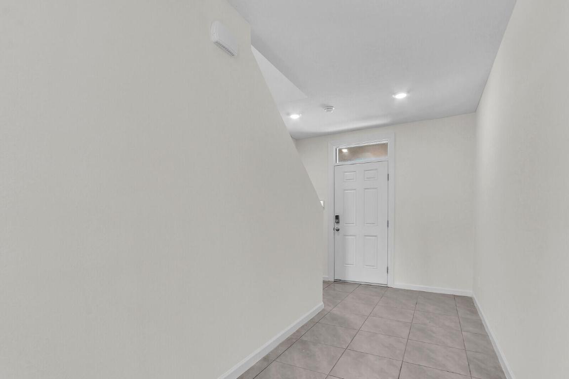 12335 SW Nettuno Way