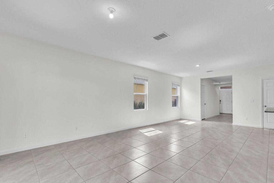 12335 SW Nettuno Way