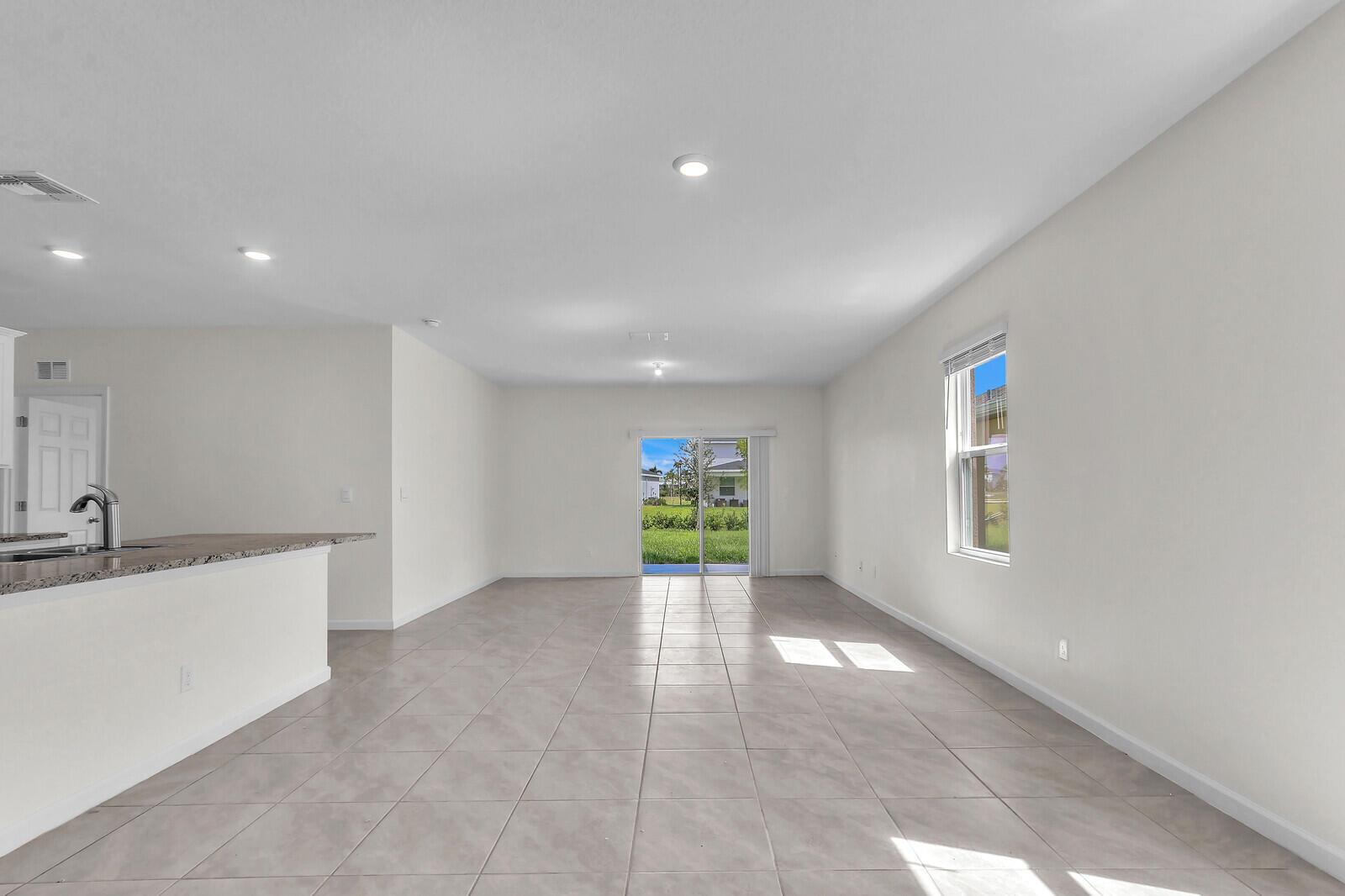 12335 SW Nettuno Way